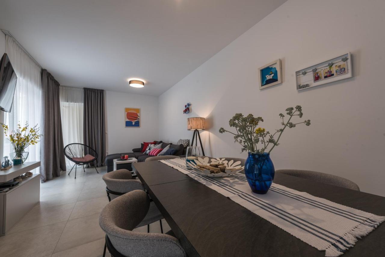 Apartman Festini Pag Паг Экстерьер фото